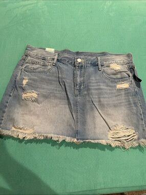 Old Navy Distressed Light Blue Denim Mini Skirt - Women's Casual